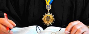 "ПОРОЗУМІЛИСЯ": мужчина, изнасиловавший пенсионерку, в тюрьму не сядет