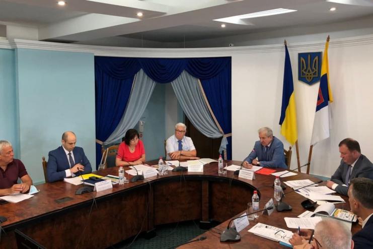 Губернатор Одесской области предложил перенести начало учебного года на 20 сентября