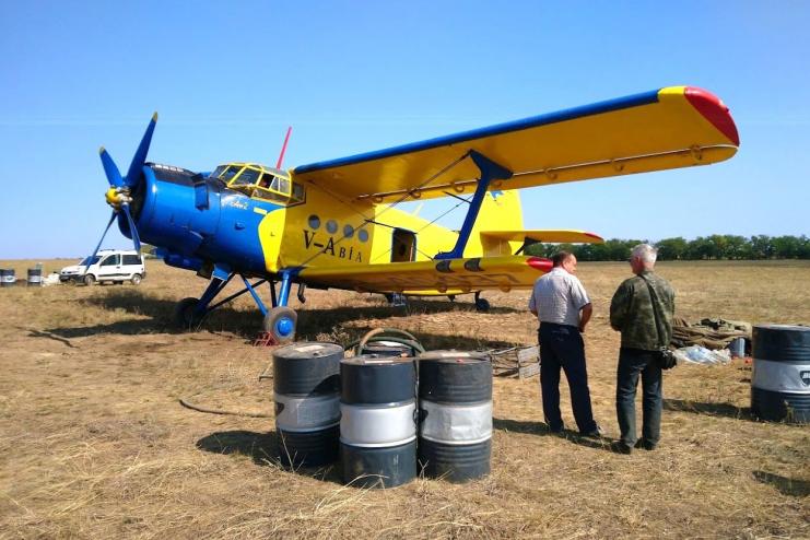 На Одещині з літаків розкидатимуть приманки з вакциною для диких тварин