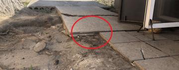 «Никто не реагировал на наши обращения»:  в Арцизе пенсионерка травмировалась при падении 