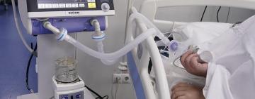 В Одесской области медики борются за жизнь 15-летней девушки, пострадавшей от удара током