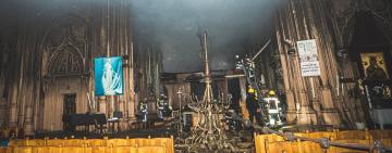 ПОЖАР В КОСТЁЛЕ: причины, фото и помощь бизнесменов в восстановлении здания