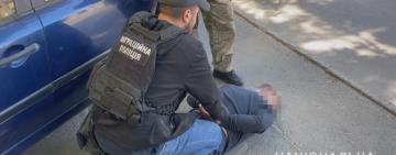 В Одессе задержана банда, воровавшая всё ценное из элитных авто