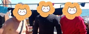 "ТРОЕ, НО НЕ В ЛОДКЕ": в Одессе спасли рыбаков, их лодка утонула в 300м от берега