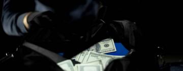 На промрынке "7 километр" воры отобрали у бизнесвумен более 1 млн. грн