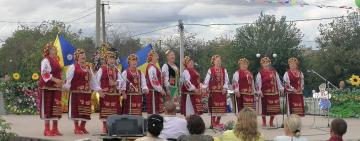 Весела Долина - гостинна родина!