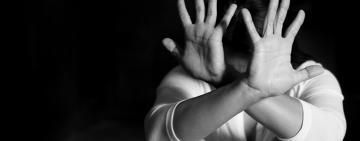 Затягнув у парк, зґвалтував і забрав телефон: поліцейські затримали жителя Одеської області