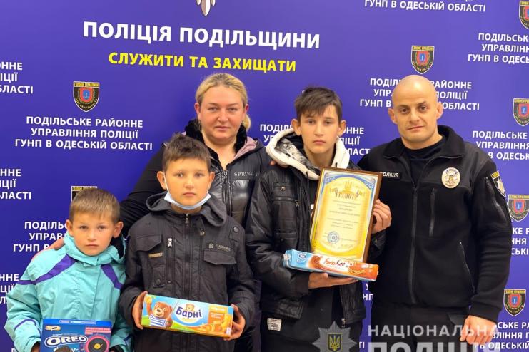 13-летний подросток помог задержать преступника, обокравшего дом