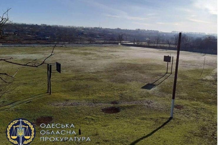 ПРИВЛАСНИВ 2 МЛН ГРН БЮДЖЕТНИХ КОШТІВ НА БУДІВНИЦТВІ СПОРТМАЙДАНЧИКІВ ДЛЯ МІНІ-ФУТБОЛУ: ПІДРЯДНИК ВІДПОВІДАТИМЕ ПЕРЕД ЗАКОНОМ