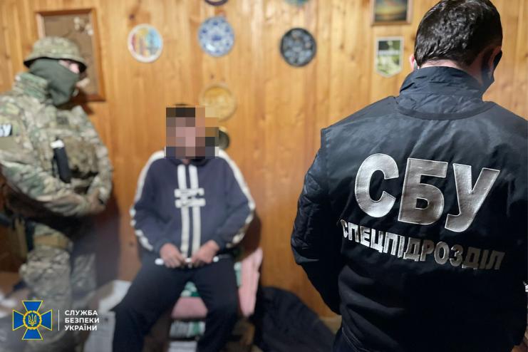СБУ обезвредила группировку, которая «продавала» украинских моряков на суда для перевозки нелегалов
