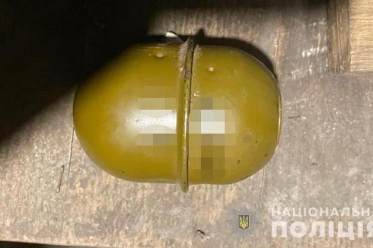 Житель Одесской области бросил гранату в троих односельчан