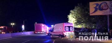 Двоє загиблих, шість постраждалих: обставини ДТП на трасі Київ-Одеса встановлює поліція