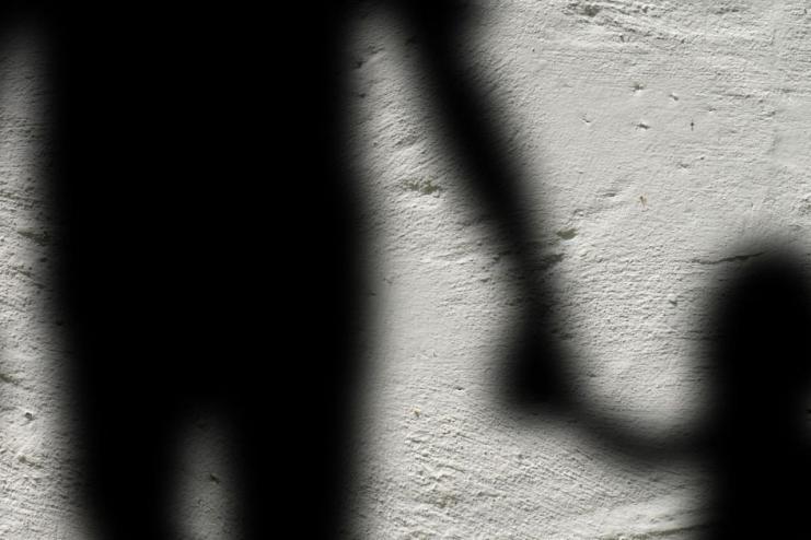 ЗҐВАЛТУВАННЯ, СЕКСУАЛЬНЕ НАСИЛЬСТВО ТА РОЗБЕЩЕННЯ 13 ДІТЕЙ – СУДИТИМУТЬ 70-РІЧНОГО МЕШКАНЦЯ М. ЮЖНЕ 