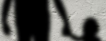 ЗҐВАЛТУВАННЯ, СЕКСУАЛЬНЕ НАСИЛЬСТВО ТА РОЗБЕЩЕННЯ 13 ДІТЕЙ – СУДИТИМУТЬ 70-РІЧНОГО МЕШКАНЦЯ М. ЮЖНЕ 