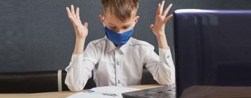 Дистанційне навчання в початкових класах: чому "червоні" регіони ігнорують рішення уряду?