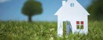 Покупка недвижимости вместе с землей: в Украине ввели автоматический переход прав на участки