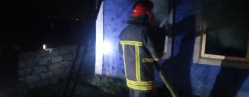 Поліцейські Одещини розслідують обставини пожежі, в якій загинули мати й син