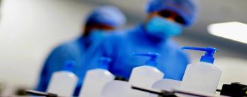 МОЛОДОЙ МОРЯК ИЗ УКРАИНЫ ВПАЛ В КОМУ ПОСЛЕ УПОТРЕБЛЕНИЯ ДЕЗИНФИЦИРУЮЩЕГО СРЕДСТВА