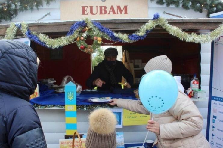 Десятий благодійний "Дипломатичний ярмарок"