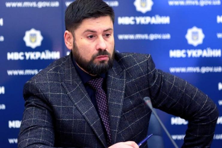 "Ты что, тупой?: в сети появилось еще одно видео скандала замминистра МВД с полицией