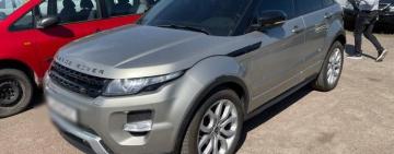 Продал элитный  "Range Rover", разыскиваемый Интерполом: начальник райотдела полиции предстанет перед судом
