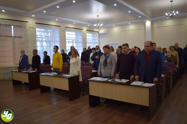 Почалася ХІХ чергова сесія Арцизької міської ради з приємностей!