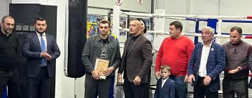 Уроженцу Белгород-Днестровского района присвоили звание Заслуженного мастера спорта Украины и вручили ключи от кроссовера