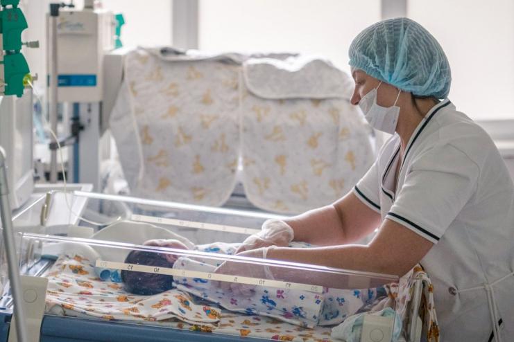 В Украине начнут закрывать родильные отделения
