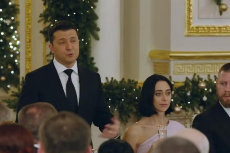 Президент України Володимир Зеленський традиційно у ніч на 1 січня привітав українців із Новим роком 
