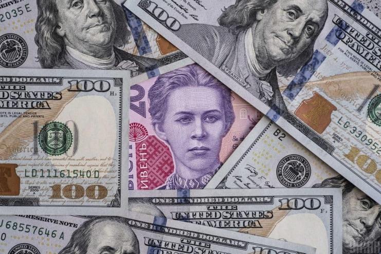 После праздников в Украине изменится курс доллара