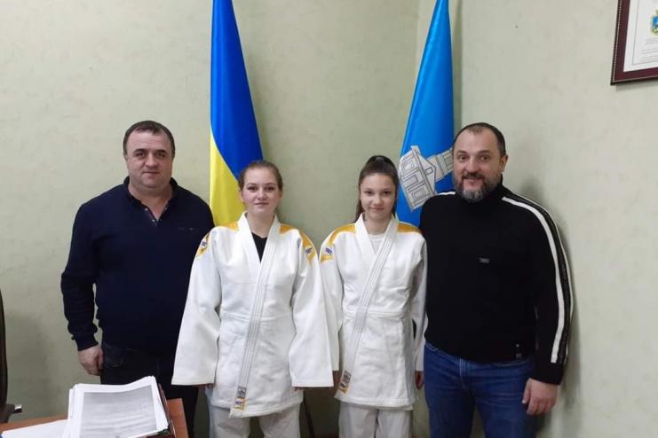 Дзюдоїсти та самбісти Павлівської ТГ на свята з обновками