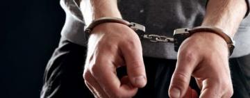 В разбитом автомобиле в Одесской области обнаружили полуобнаженный труп мужчины