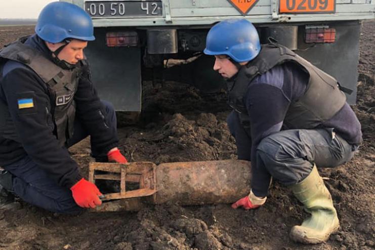 На кладбище в Одесской области обнаружены взрывоопасные предметы времен Второй мировой войны