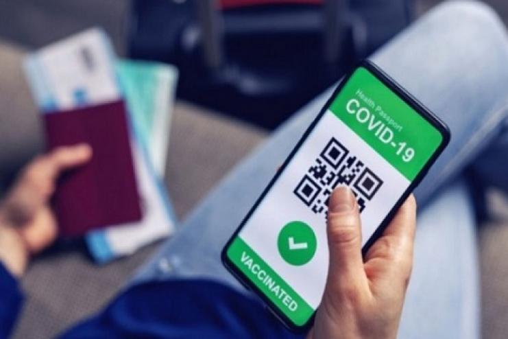 Действие COVID-сертификатов сократят – Минздрав