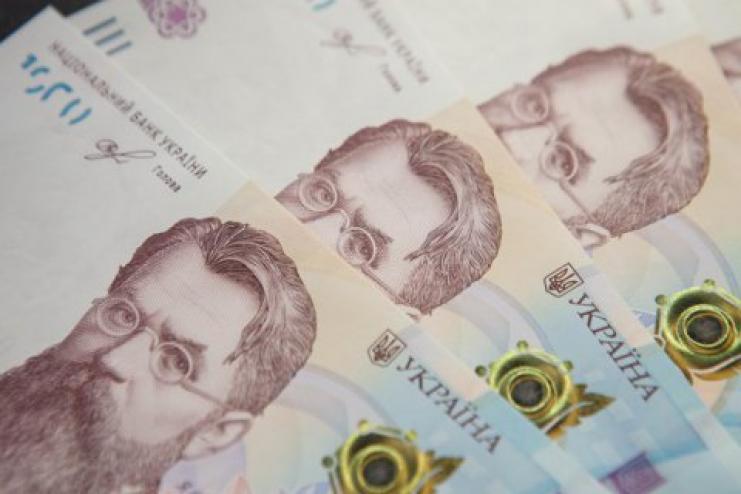 Подростки тоже смогут получить "вакцинальную тысячу"
