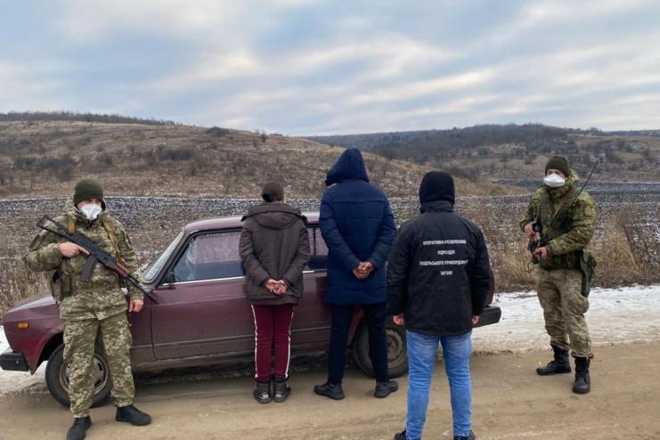 В Одесской области задержали украинку, которая пыталась вывезти в Молдову мужчину без гражданства