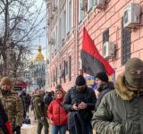 Під Печерським судом Києва на мітингу на підтримку Порошенка відбулись сутички