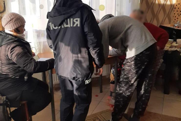 Болградські поліцейські перевірили, як батьки з сімей на обліку опікуються своїми неповнолітніми дітьми