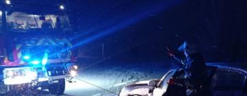 На автодорозі "Болград-Арциз" рятувальники вилучили автомобілі з крижаної пастки