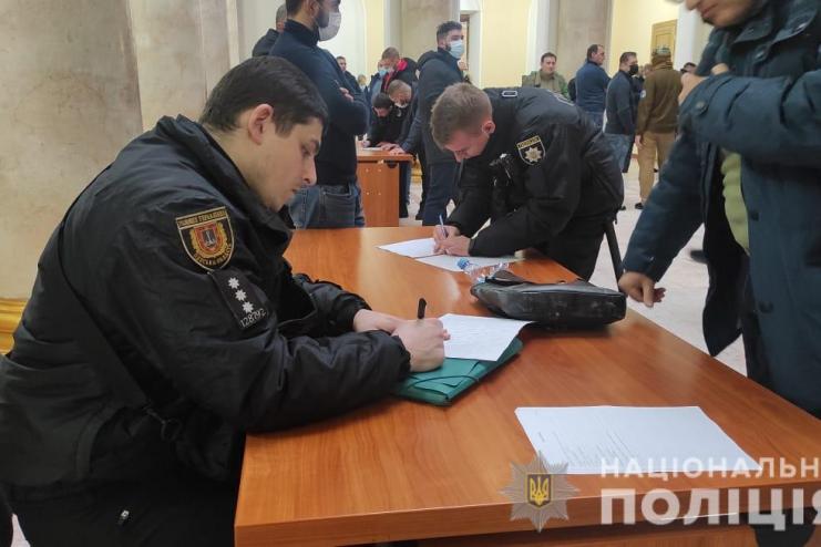 Потасовка в Одесском горсовете с участием нардепа: есть  пострадавшие
