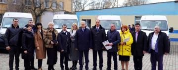 ГРОМАДА З  БОЛГРАДСЬКОГО РАЙОНУ ОТРИМАЛА КЛЮЧІ ВІД МОБІЛЬНОГО ІНКЛЮЗИВНО-РЕСУРСНОГО ЦЕНТРУ