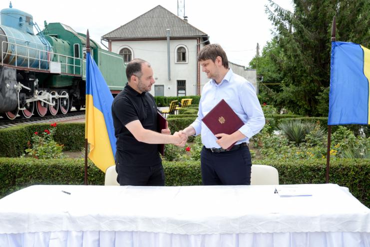 Україна та Молдова відновлять залізничне сполучення на ділянці Березине-Бессарабська