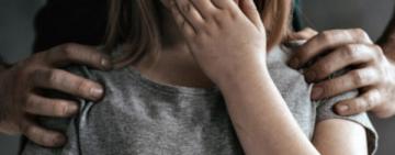 Жителя Одещини підозрюють у розбещенні малолітньої доньки співмешканки