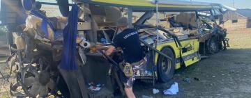 Автобус українських "Госпітальєрів" потрапив в аварію: серед медиків є жертва та поранені