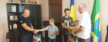 На Одещині двоє підлітків запобігли трагедії і врятували життя чоловіка