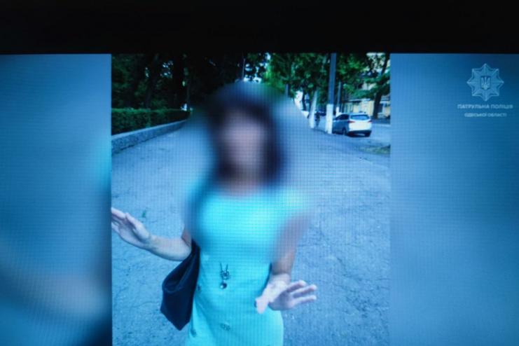 В Одесі затримано жінку, яка фотографувала позиції військових