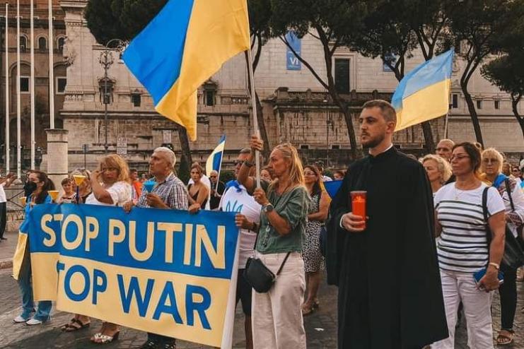 СВІТ З УКРАЇНОЮ! У Римі вшанували пам'ять українців, вбитих російськими окупантами