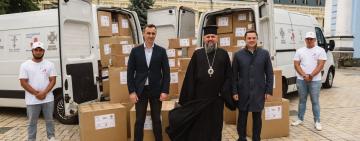 Православна церква США передала Україні медикаменти на 210 млн гривень