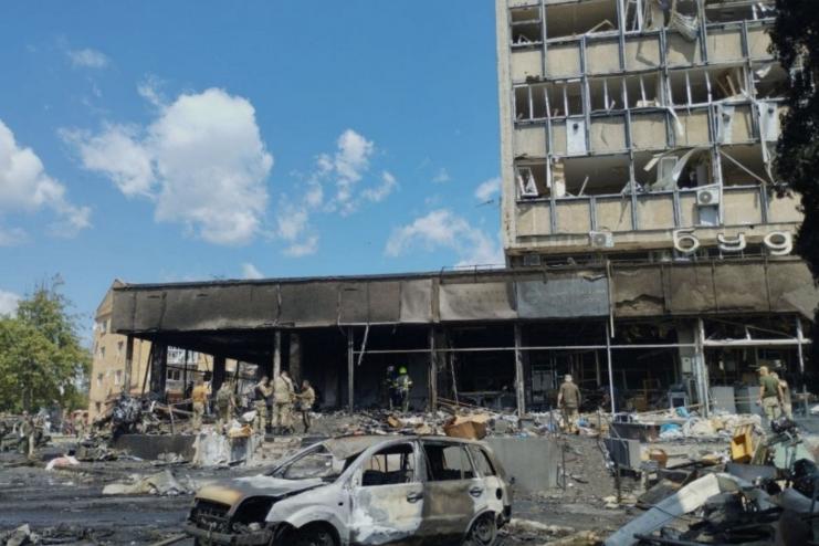 Окупанти з початку війни 17,3 тисяч разів обстріляли цивільні об’єкти, понад 300 – військові