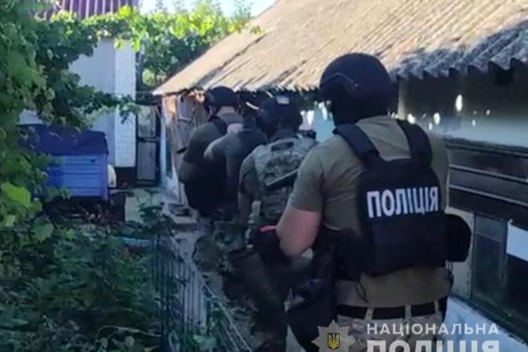 Заробили більше мільйона на крадіжках: організованому злочинному угрупованню на Одещині загрожує ув’язнення 